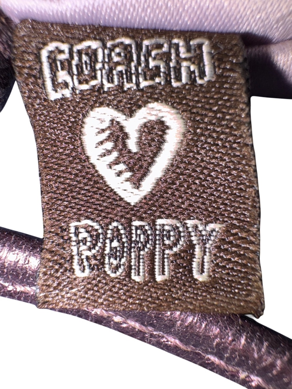 Coach Poppy Purple Sequin Glam Wristlet with Heart Charm Zipper Pull - Mid 2000s - Picture 4 of 6